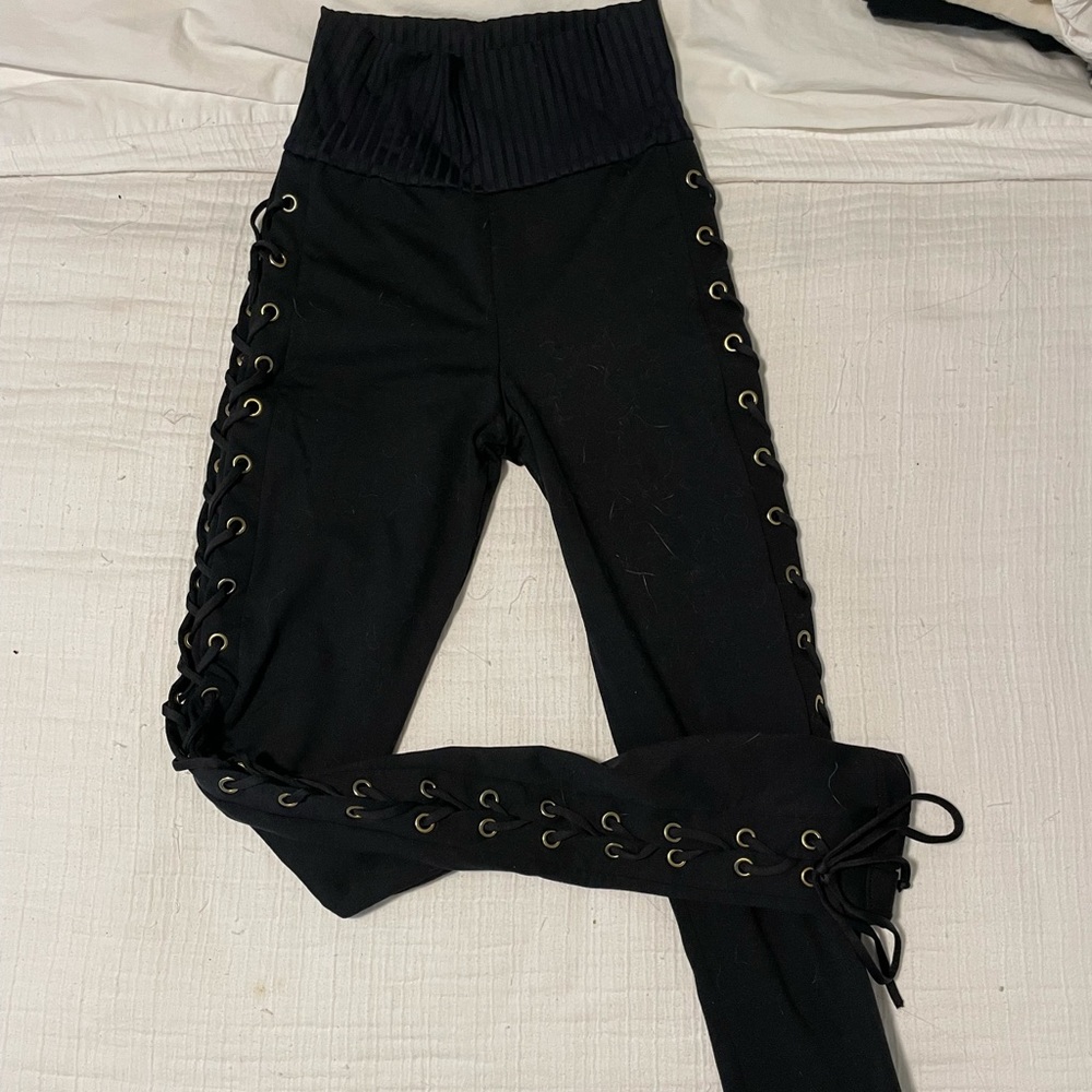 Side Lace-up Leggings